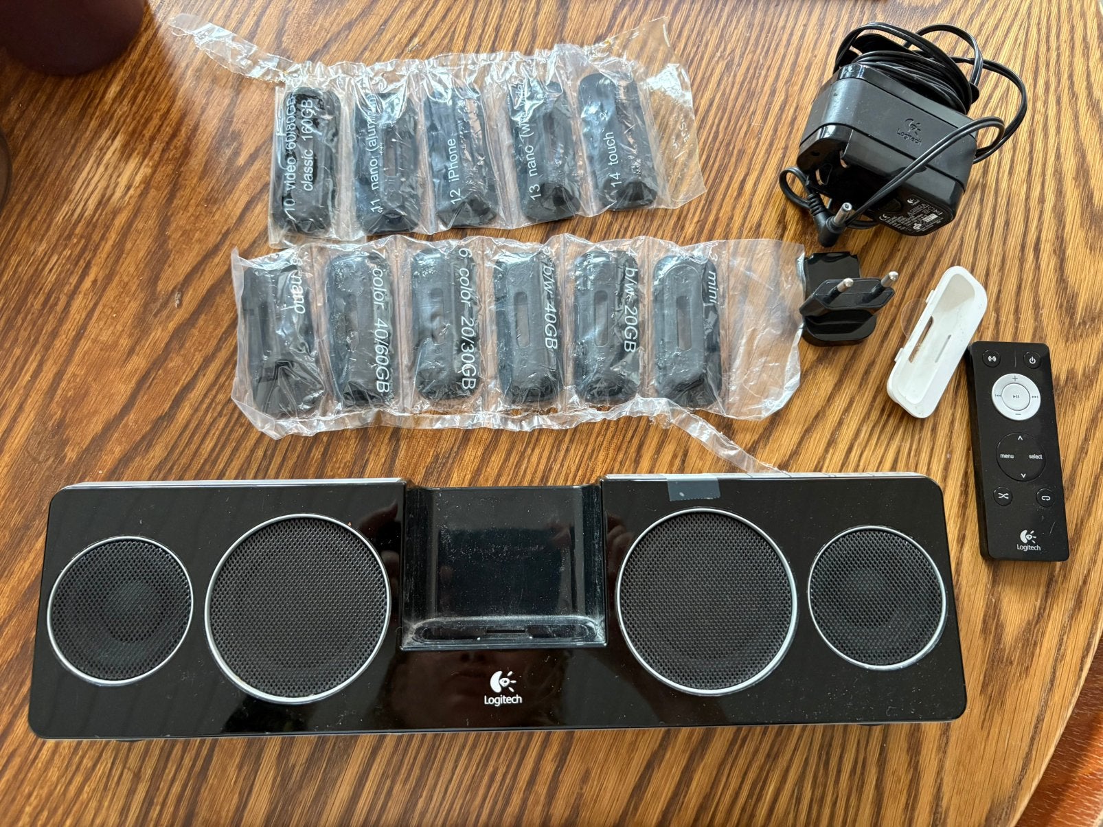 logitech pure fi anywhere 2 black, Audio, Tv en Foto, Luidsprekerboxen, Ophalen, Gebruikt, Logitech