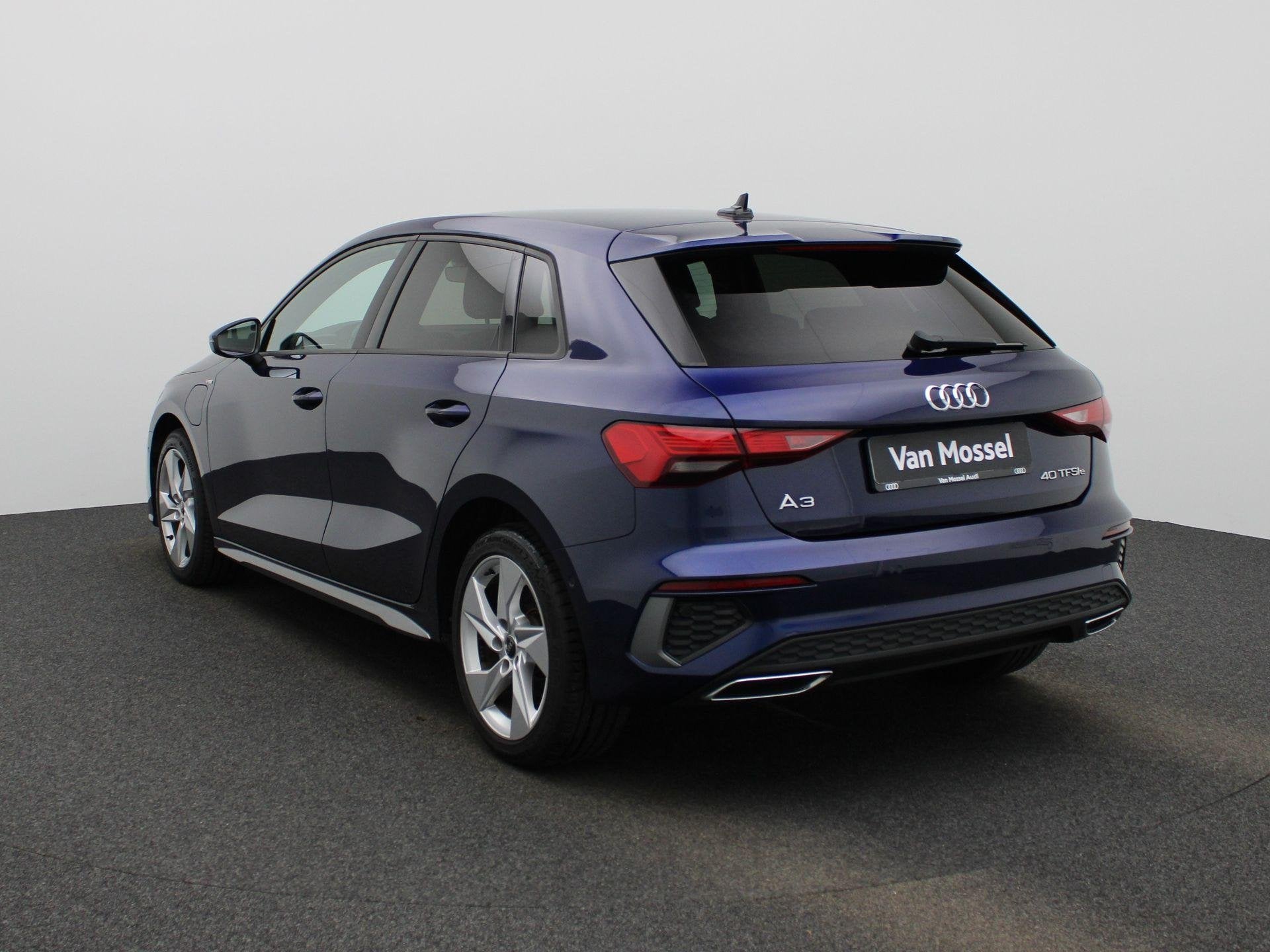 Audi A3 Sportback 1.5 40 TFSi e S tronic S line, Achat, 129 g/km, Entreprise, Noir