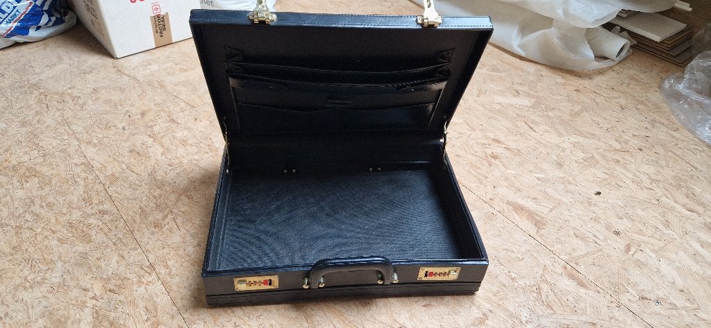 Koffer, Ophalen, Slot, Minder dan 50 cm, Zo goed als nieuw