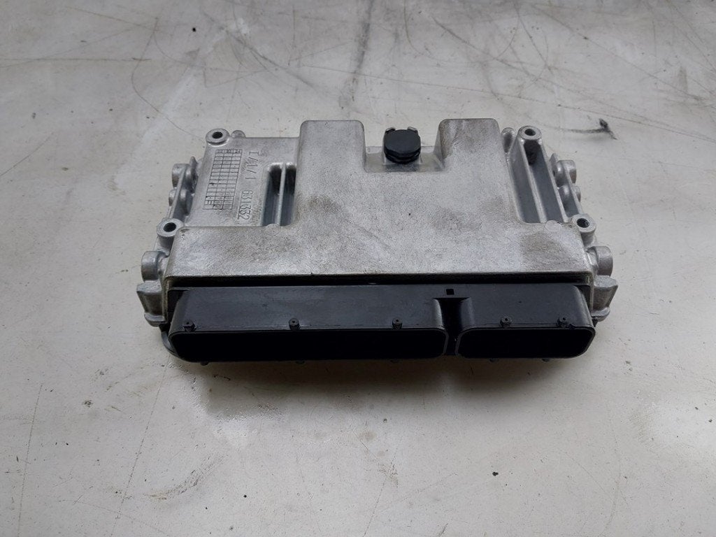COMPUTER MOTOR Toyota Aygo X (01-2021/-) (|896610H670|), Robert Bosch AG, Gebruikt, Toyota, Robert-Bosch-Allee 1
74232  Abstatt, DE