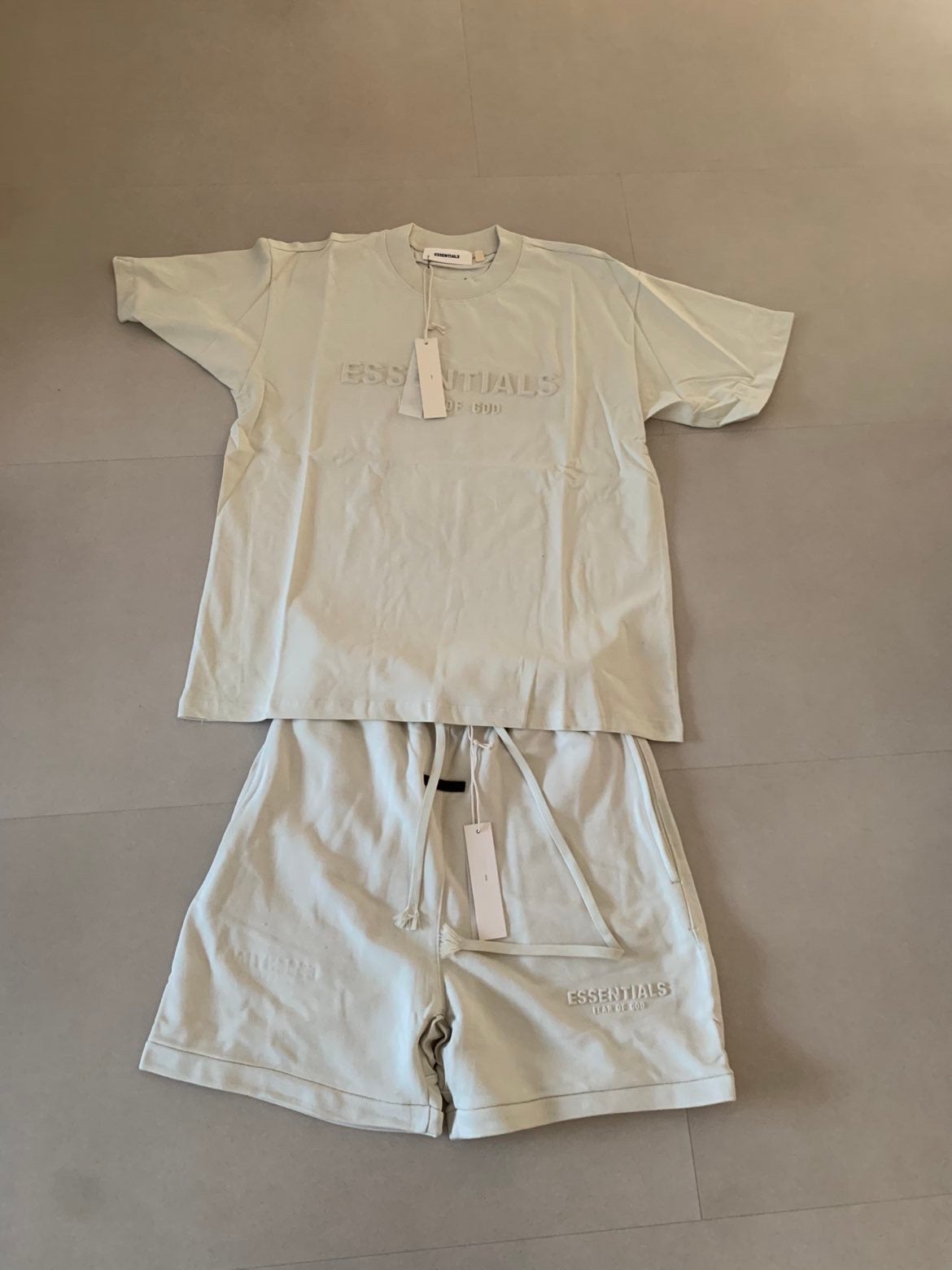 Essentials-set, Kleding | Dames, Jumpsuits, Ophalen of Verzenden, Zo goed als nieuw