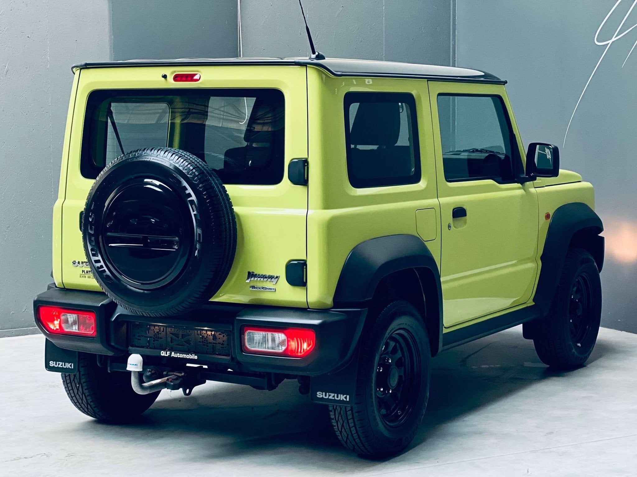 Suzuki Jimny 1.5i *4x4*4 PLACES*CLIMATISATION*CARNET COMPLET, Autos, Achat, Euro 6, Entreprise, Jaune