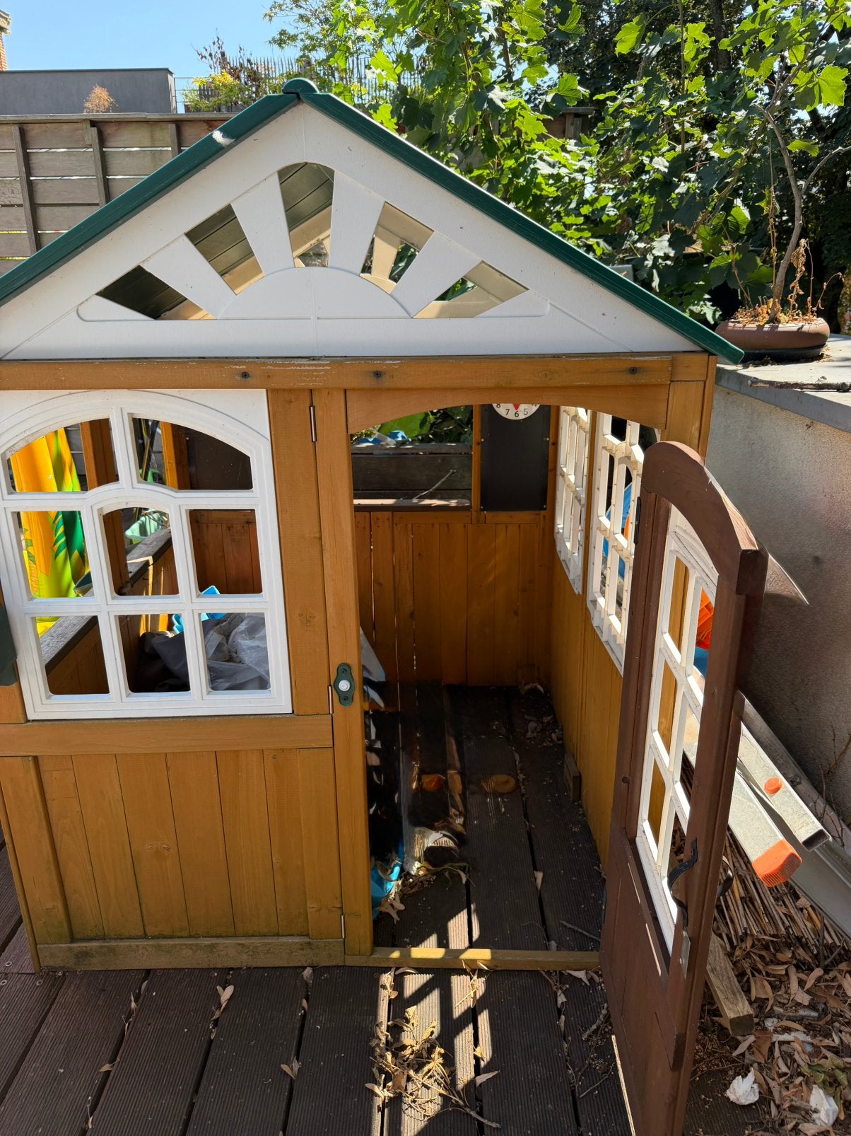 KidKraft speelhuis met uitzicht op de tuin, Ophalen, Gebruikt, Hout