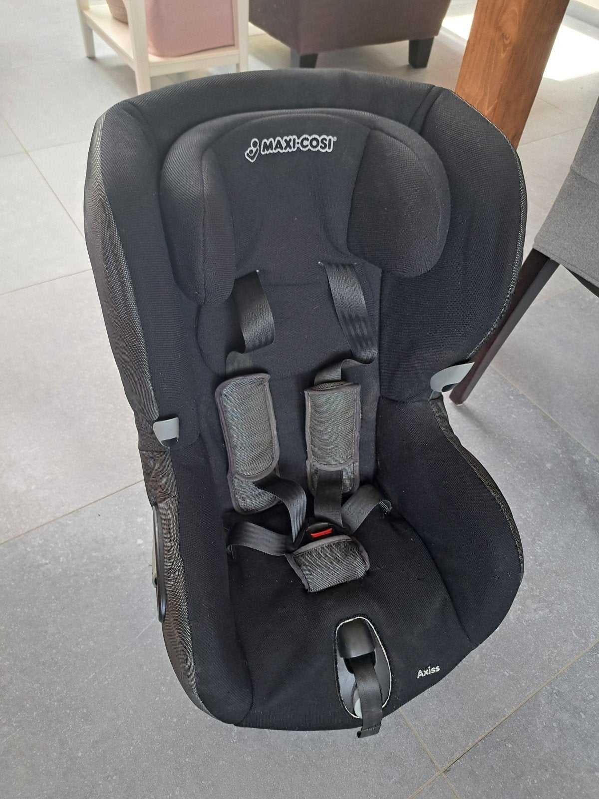 Siège auto Maxi-Cosi Axiss, 9 à 18 kg, rotatif à 90, Ceinture de sécurité, Mode veille, Comme neuf, Enlèvement