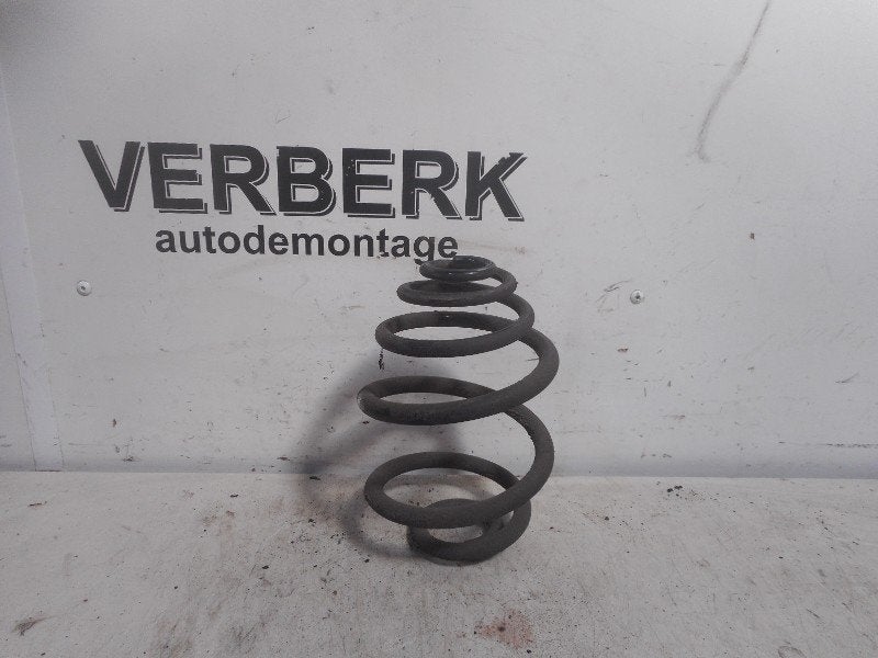 RESSORT DE SUSPENSION ARRIERE GAUCHE Corsa C (F08 / 68), Opel, Opel Automobile GmbH, Utilisé, Kontakt-opel@opel.com