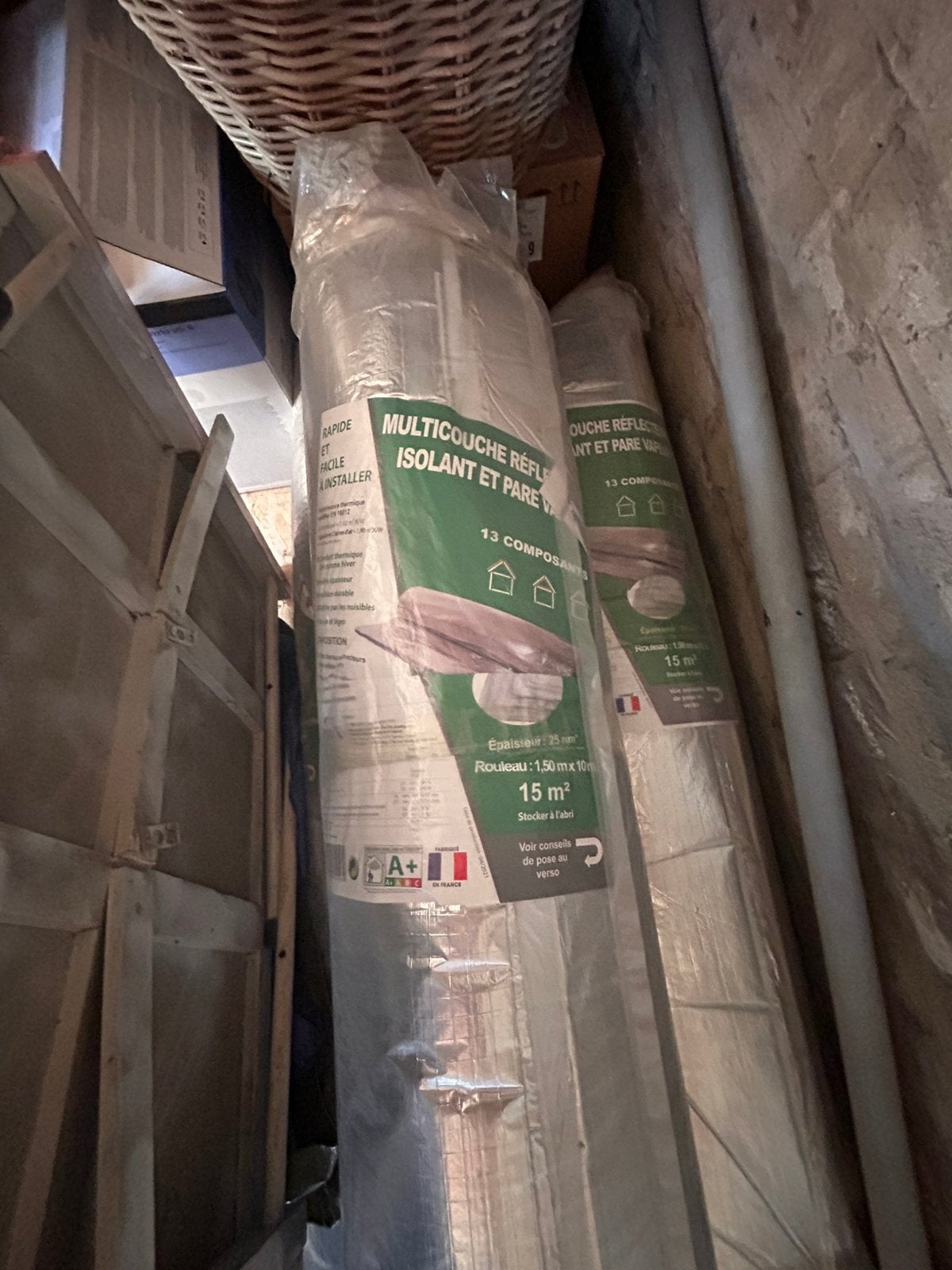 3 rouleaux isolants pare vapeur et un à moitié, Bricolage & Construction, Enlèvement, Comme neuf