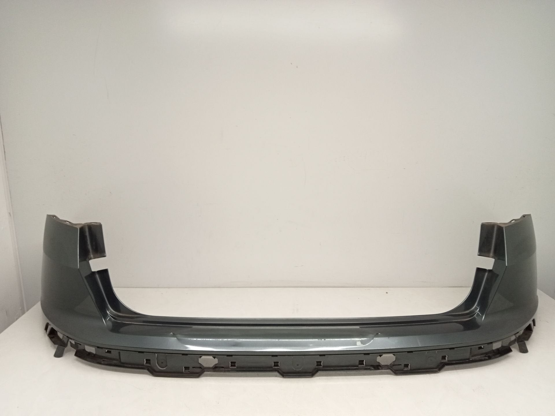 Pare-chocs arri re Seat Ateca 2016+ 575807421 d'origine, Pare-chocs, Autovia A-2, Km 585 585
08760  Martorell, ES, SEAT S.A., Utilisé