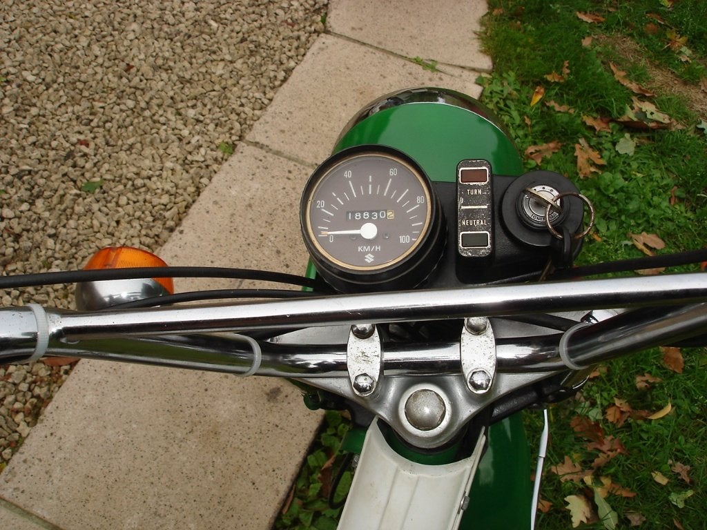 suzuki rv 50cc, 49 cc, Klasse B (45 km/u), 4 versnellingen, Ophalen