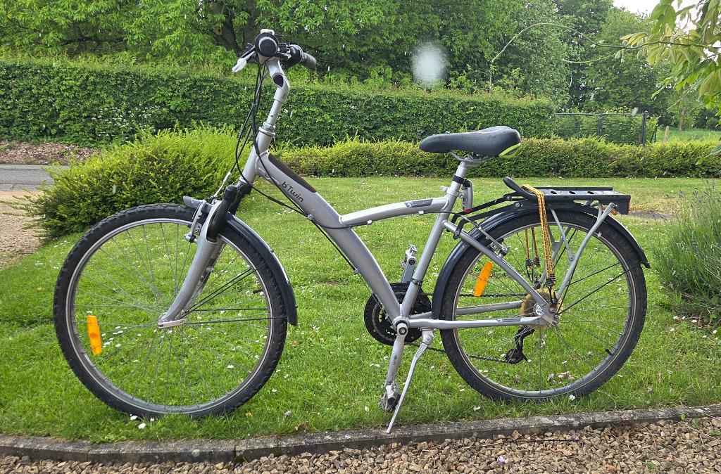 Vélo Dame VTC B'Twin Original 5 - Très bon état, Vélos & Vélomoteurs, Autres marques, Vitesses, Frein sur jante, Enlèvement