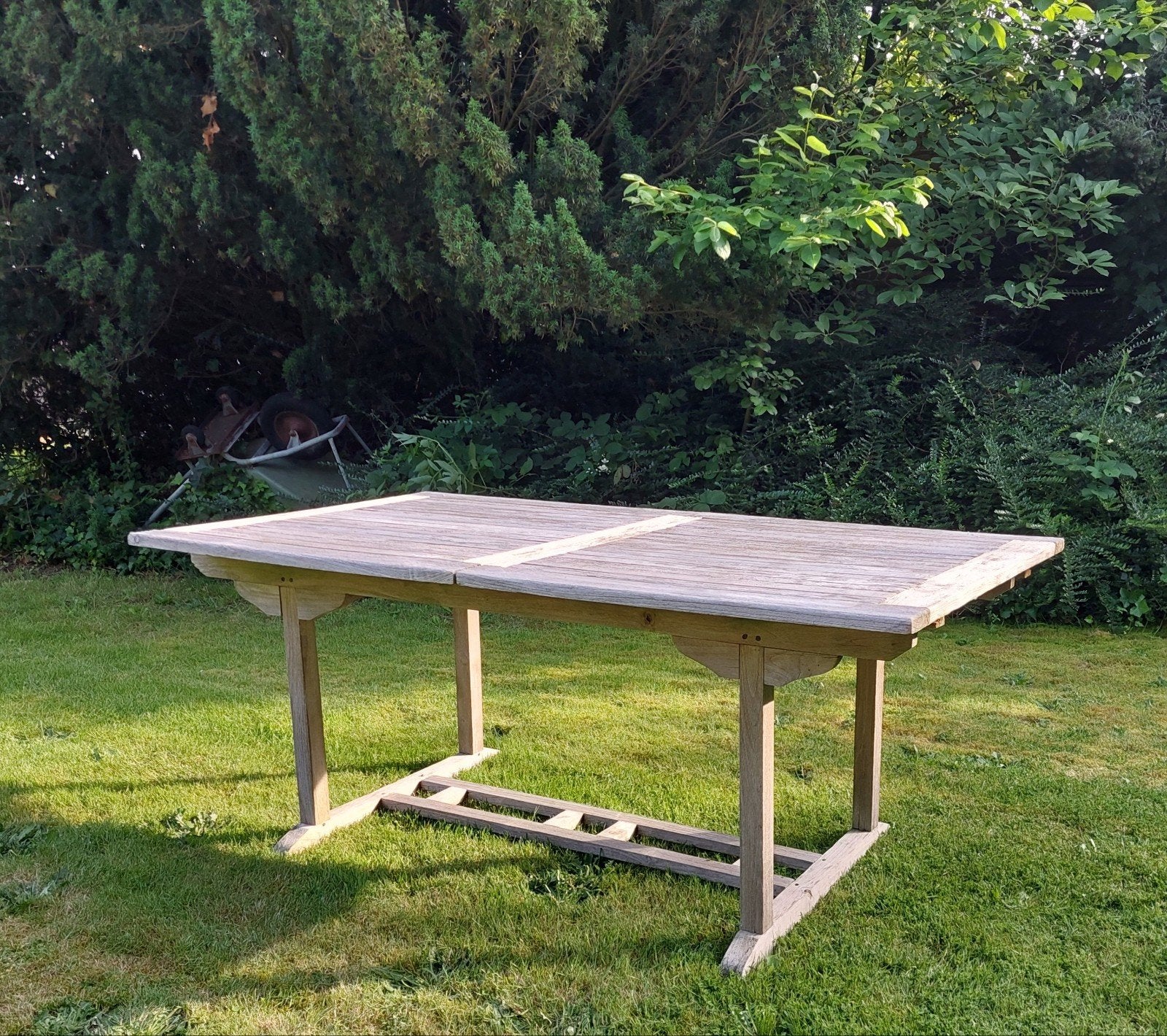 Table de jardin ou de terrasse en bois, Jardin & Terrasse, Enlèvement