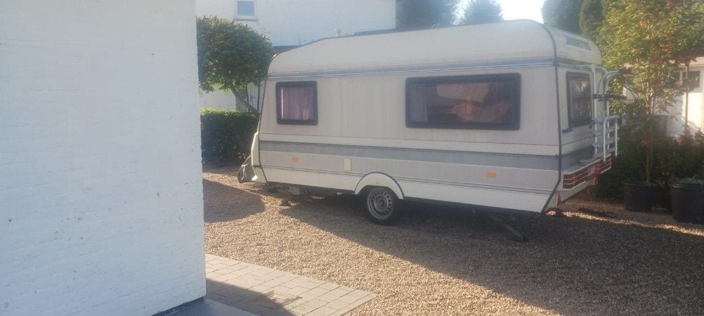 Caravane Hobby 420 de luxe, Caravanes & Camping, Hobby, 750 - 1000 kg, Particulier, Lit fixe