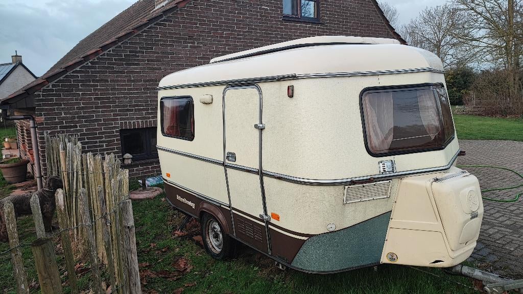 Eriba Pan Familia, Standaardzit, Tot en met 3, Particulier, Lengtebed