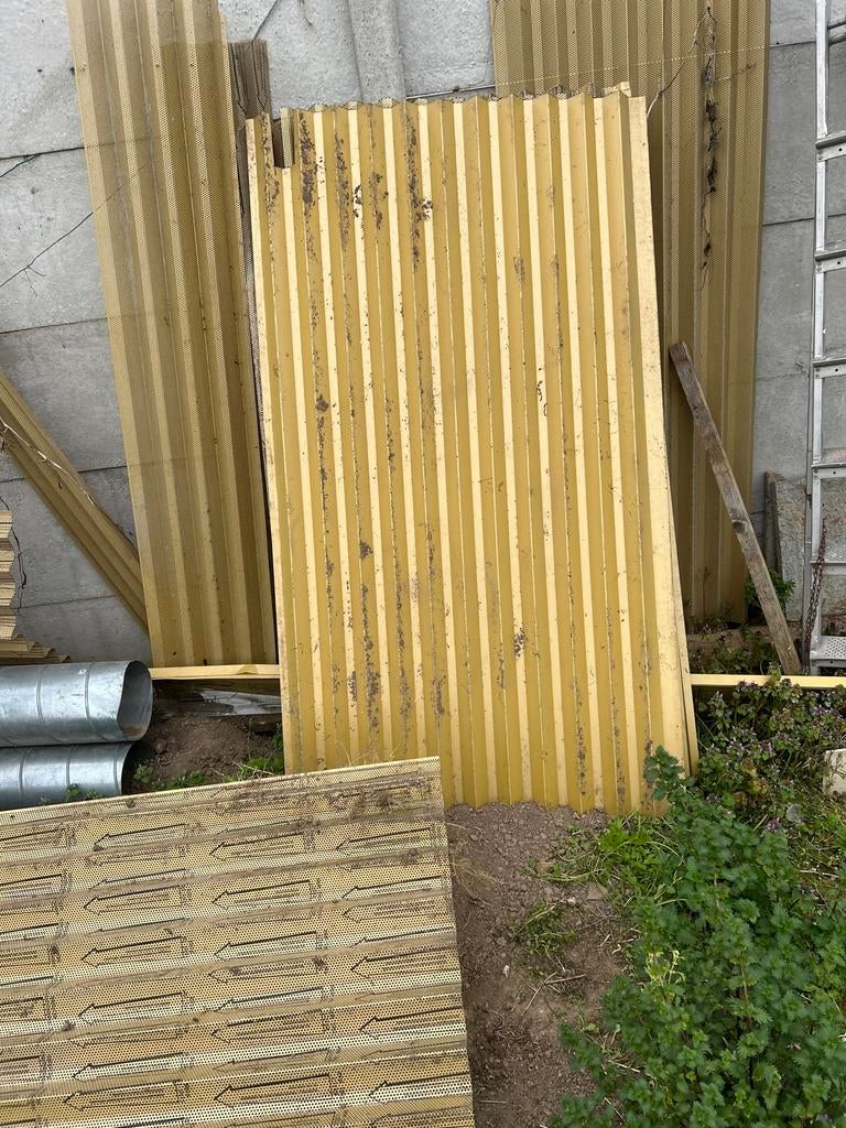 Dak platen, Tuin en Terras, Schuttingen, Ophalen, Minder dan 3 meter, Aluminium, Zo goed als nieuw