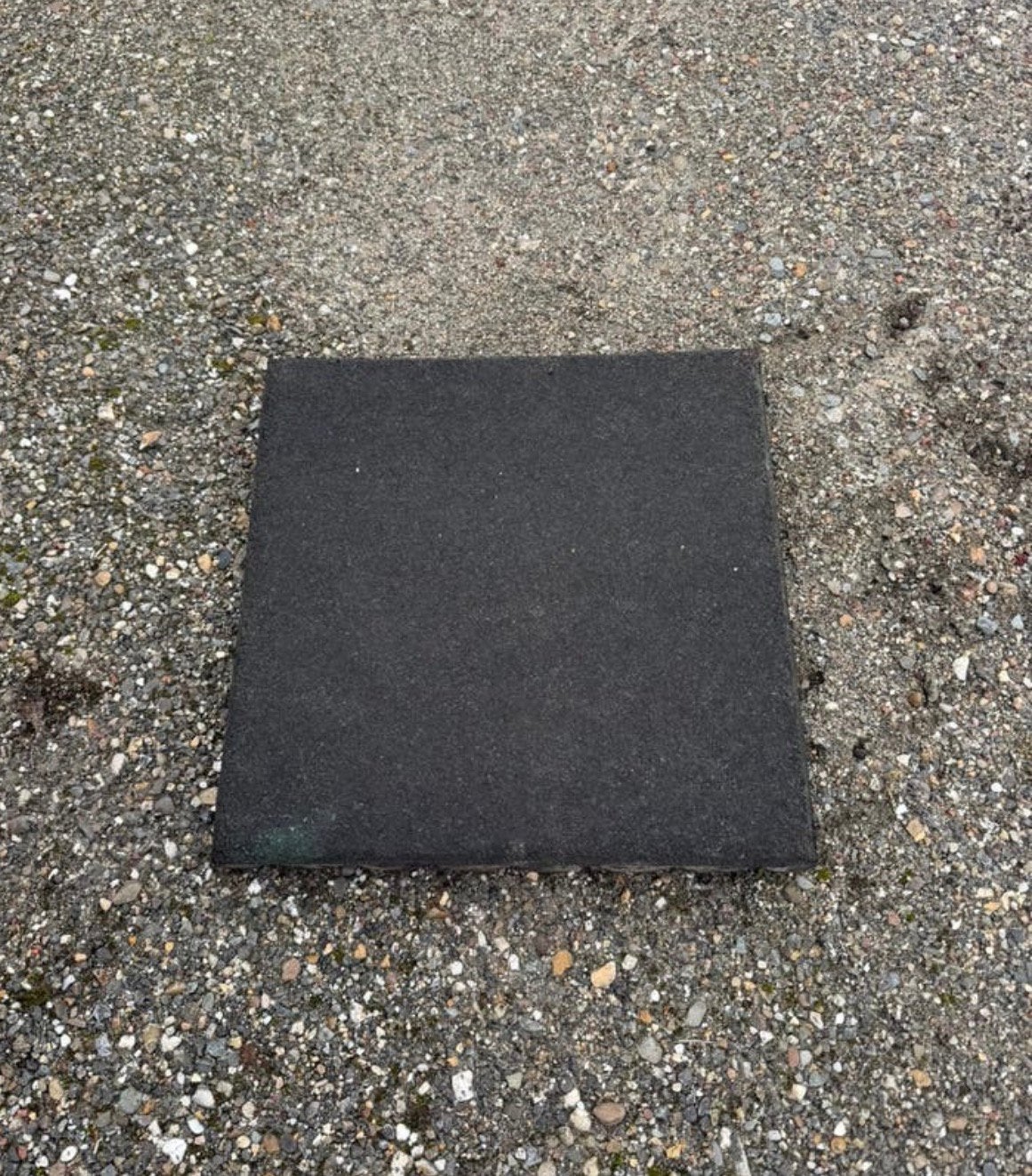 Rubberen tegels ca 50x50x6,5 dak speeltoestel ed ruim 30m2, Ophalen, Gebruikt, Rubber, 10 m² of meer