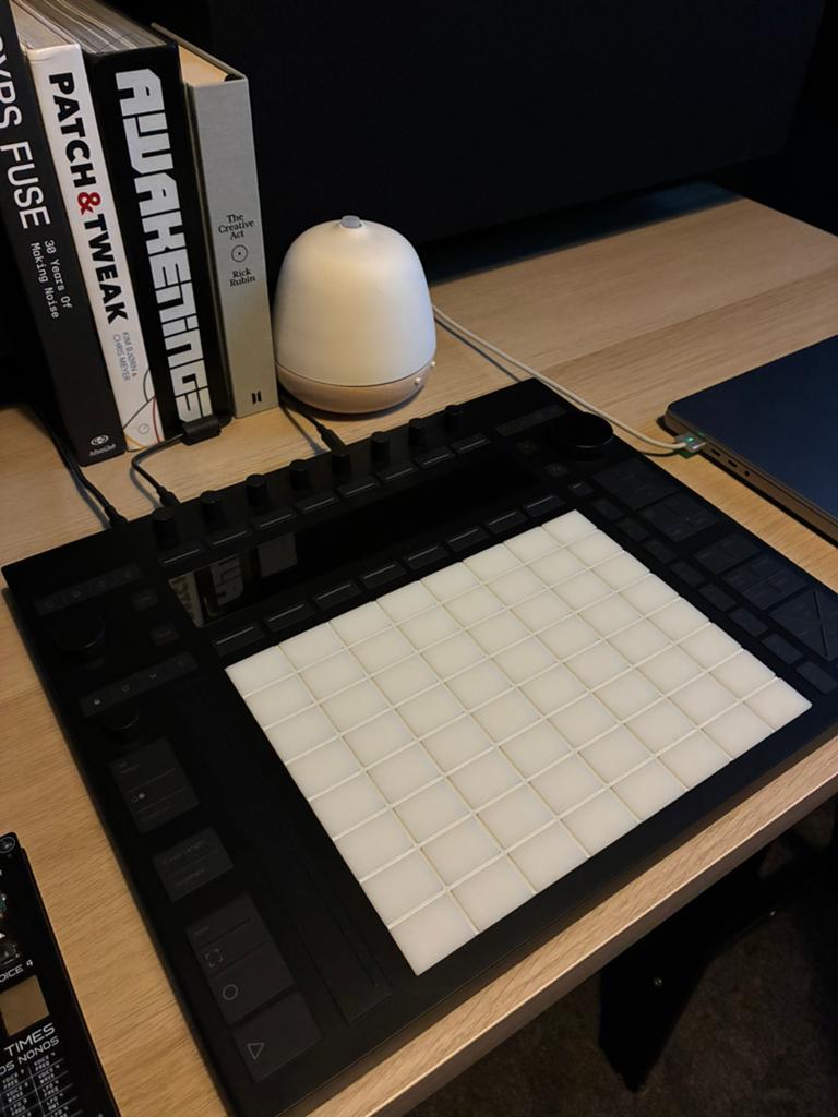 Ableton Push 3 Controler, Muziek en Instrumenten, Midi-apparatuur, Ophalen of Verzenden, Zo goed als nieuw