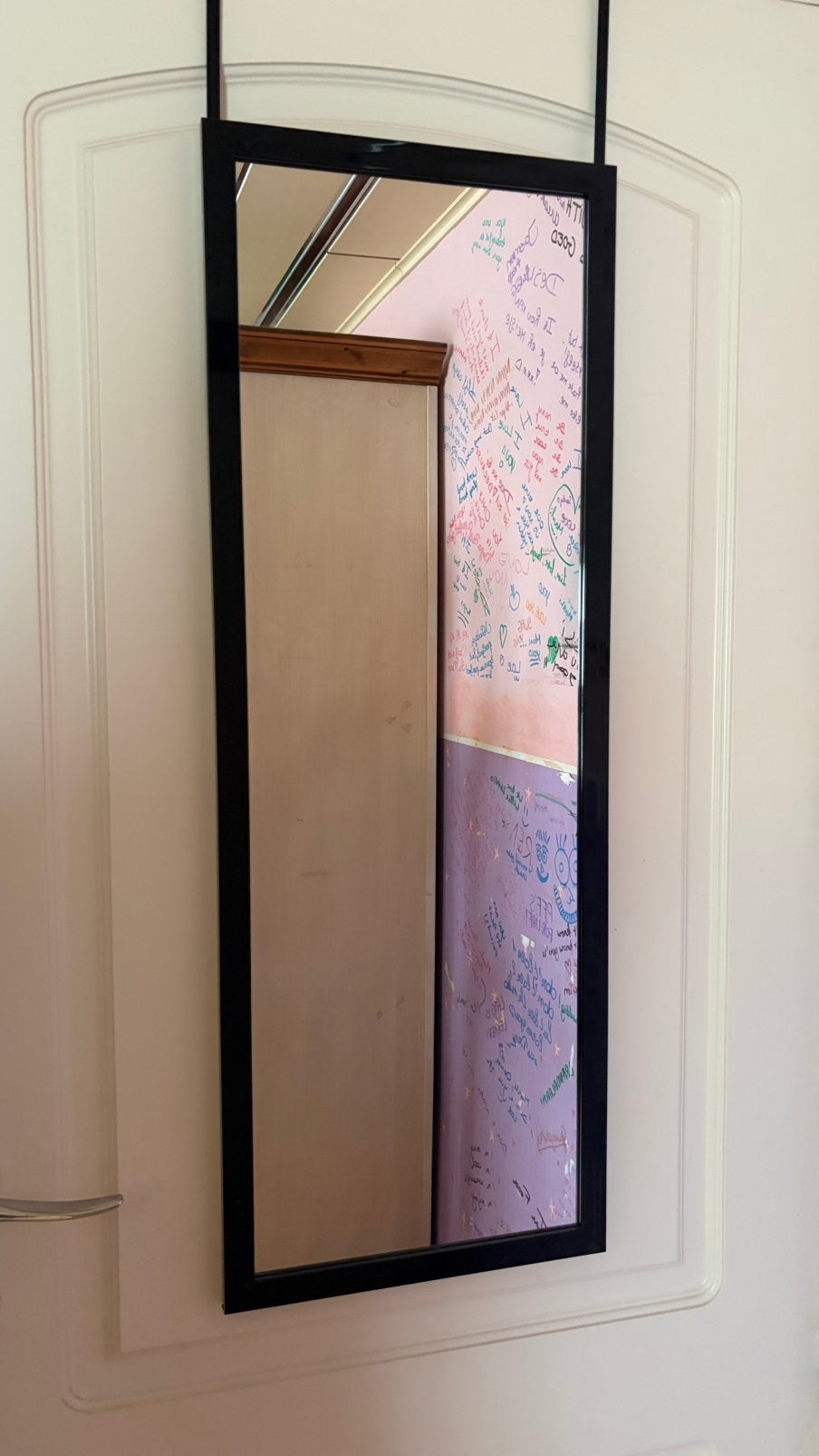 Spiegel met zwarte kader voor over de deur te hangen, Huis en Inrichting, Woonaccessoires | Spiegels, Ophalen, Minder dan 50 cm