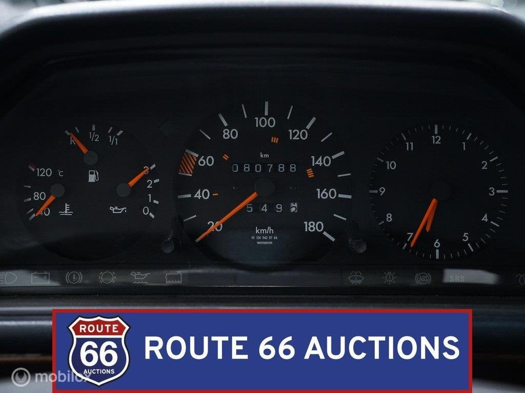 Mercedes-Benz 230 CE | 1993 | Route 66 Auctions, Auto's, Zwart, Mercedes-Benz, Bedrijf, Handgeschakeld