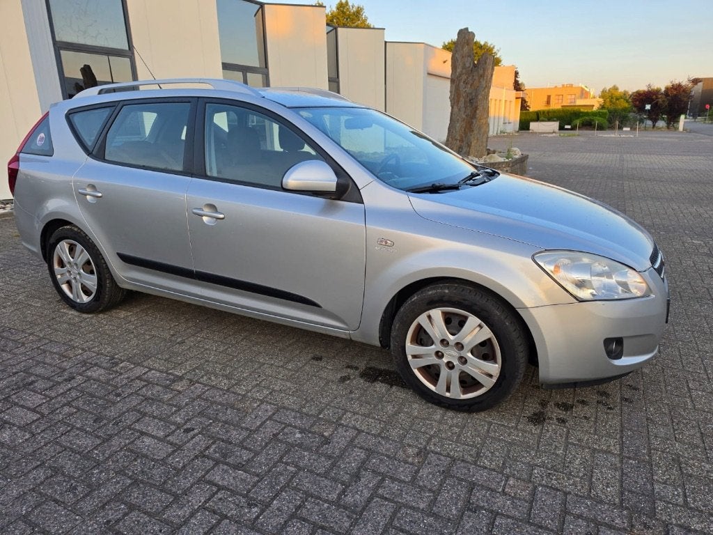 Kia Ceed 2009, climatisation, 249177 km, Achat, 4 portes, Entreprise, Boîte manuelle