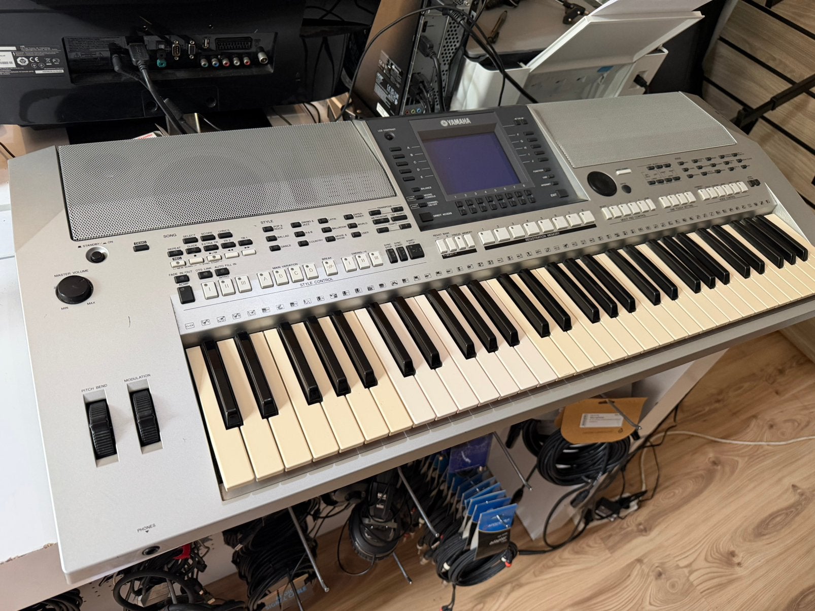 Yamaha psr s700, Muziek en Instrumenten, Ophalen, Zo goed als nieuw, 61 toetsen, Yamaha