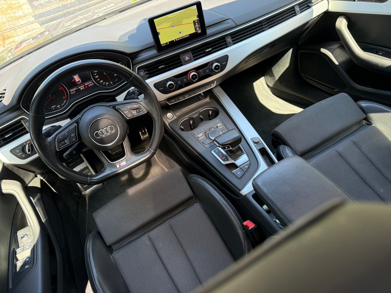 Audi A4 2.0 TDi S Line Pano Automaat Xenon Full 2016 190pk, Auto's, Audi, Automaat, Bedrijf, 5 deurs, 140 kW
