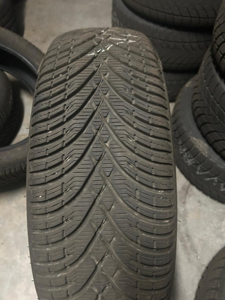 4 pneus hiver Kleber Krisalp HP3 205/55 R19 – 5.000 km, Pneus hiver, 205 mm, Pneu(s), Utilisé