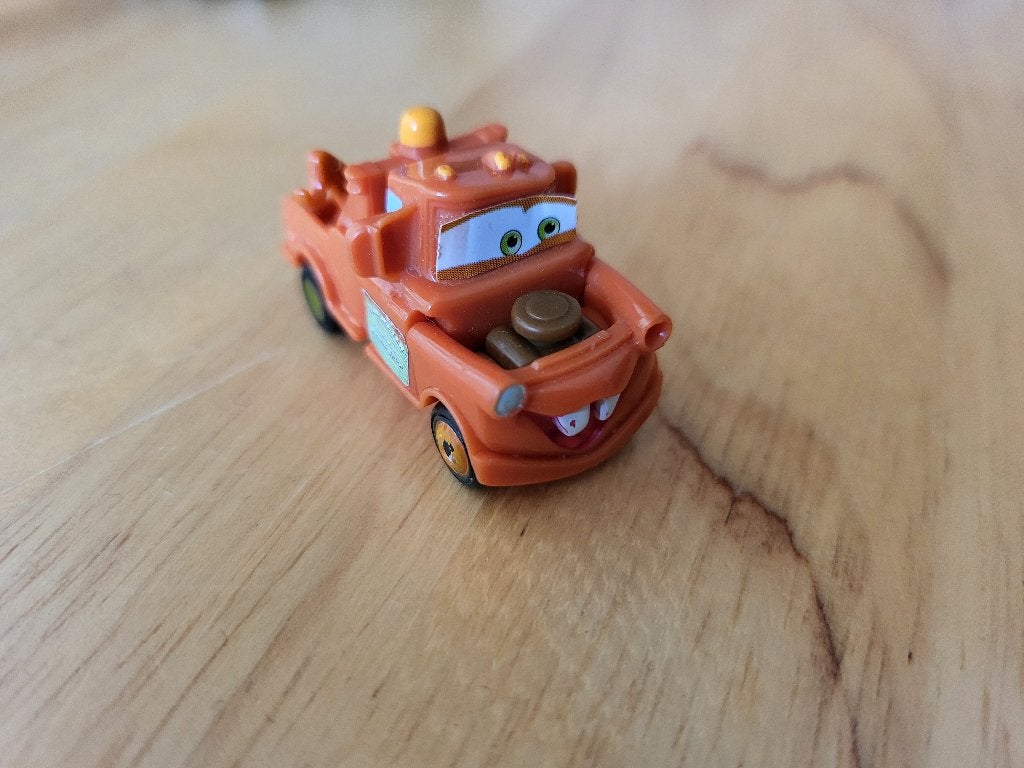 Petite voiture Kinder Surprise Cars – Martin, Ophalen