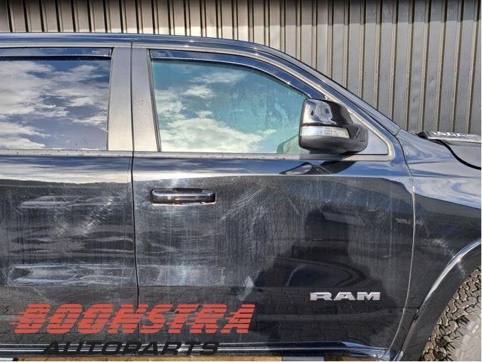 Portier 4Deurs rechts-voor van een Dodge RAM (PXJ), Gebruikt, -, Deur, -