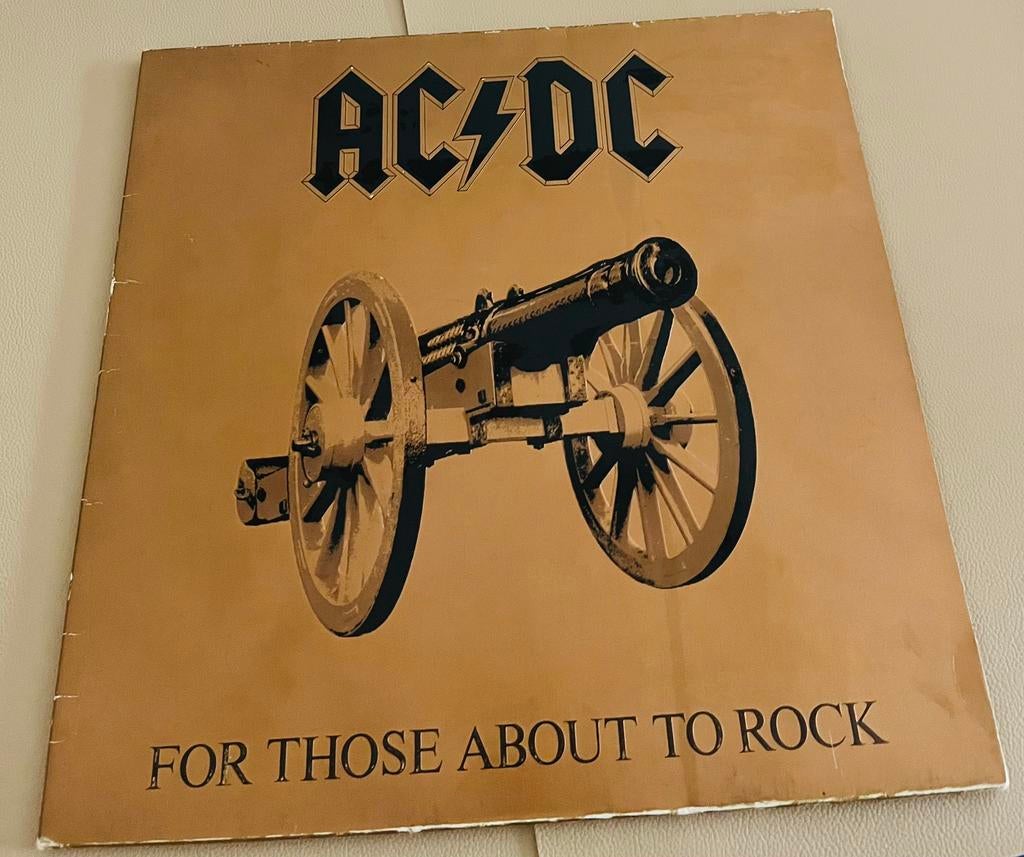 LP AC/DC (We salute you) bieden vanaf €15, Verzenden, Gebruikt