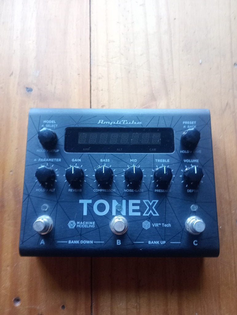 Tonex pedal, Enlèvement ou Envoi, Utilisé, Distortion, Overdrive ou Fuzz