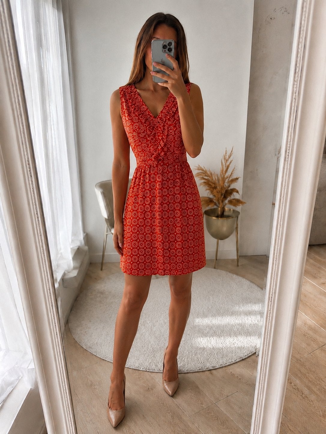 Robe intemporelle, neuve 276€, 100% soie, Vêtements | Femmes, Neuf, Enlèvement ou Envoi, Taille 36 (S), Longueur genou