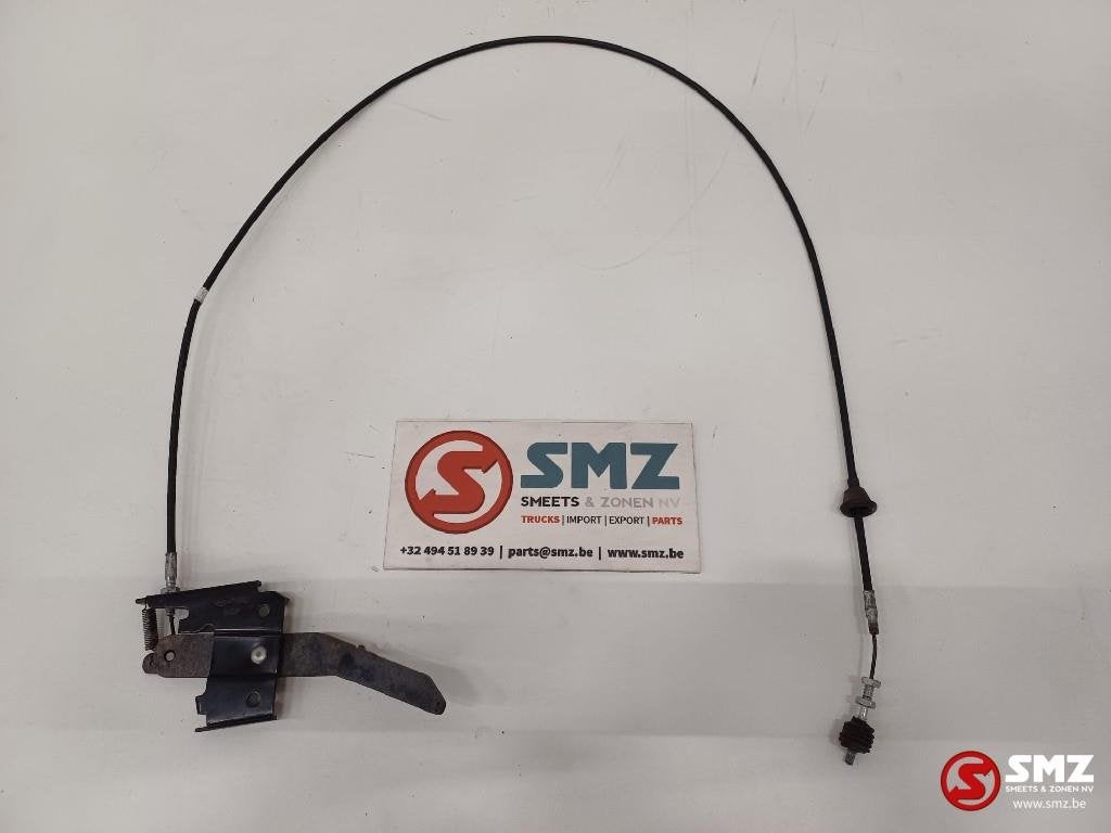 Cabin door lever + cable Caterpillar