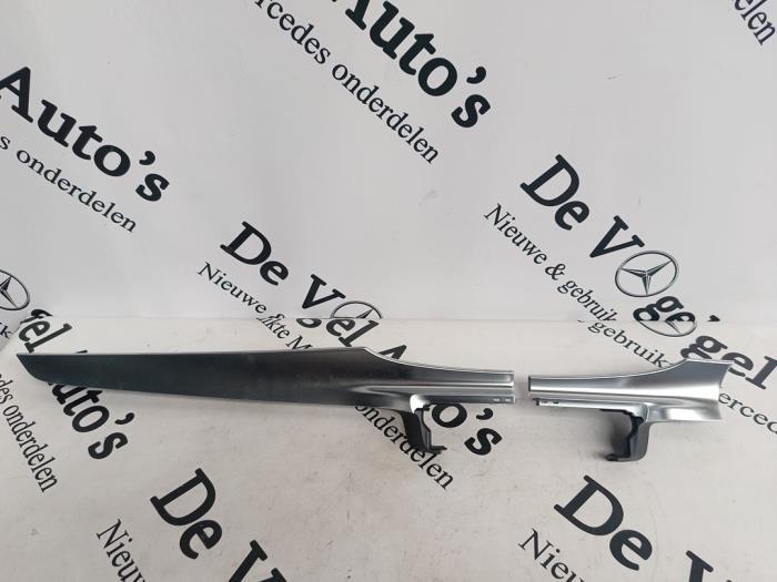 Dashboard sierlijst van een Mercedes C-Klasse, Gebruikt, -, Ophalen of Verzenden, -