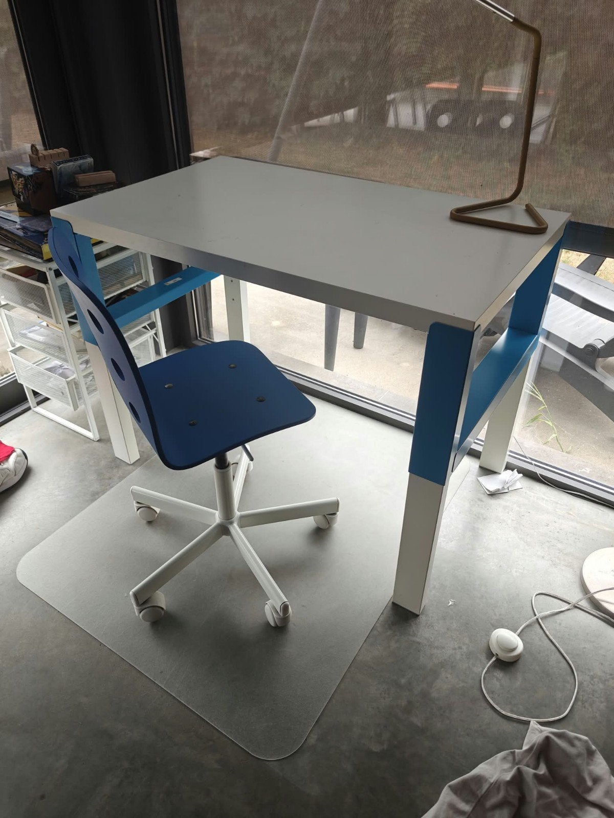 ikea bureau met bureaustoel, Huis en Inrichting, Bureaus, Ophalen, Gebruikt, In hoogte verstelbaar, IKEA