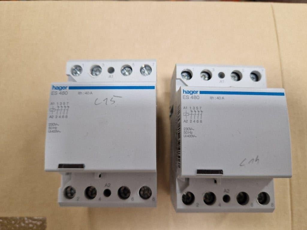 Contacteur Hager ES480 40A 4NF 230V – 2 disponibles, Enlèvement, Comme neuf, Hager, Autres types