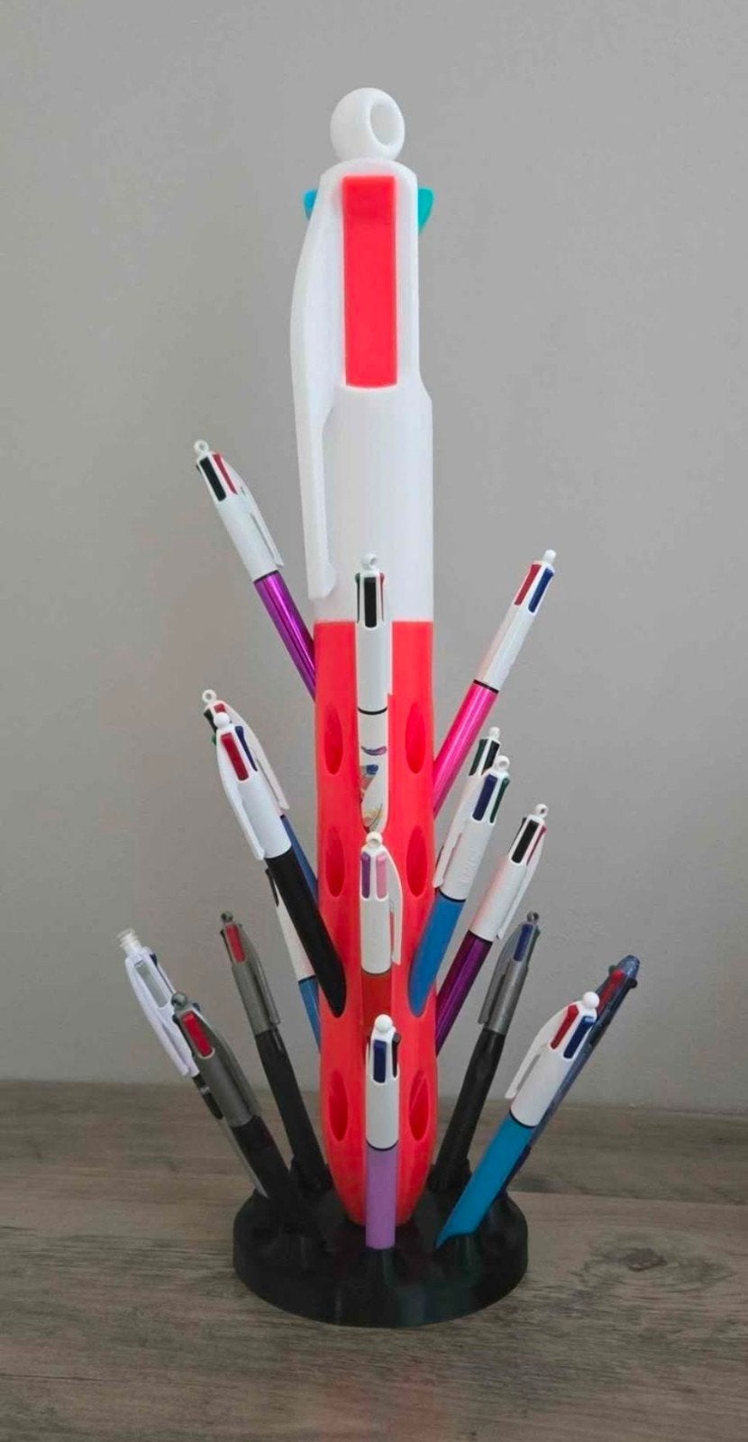Présentoir stylos 4 couleurs – 48 cm / 40 emplacements, Enlèvement ou Envoi