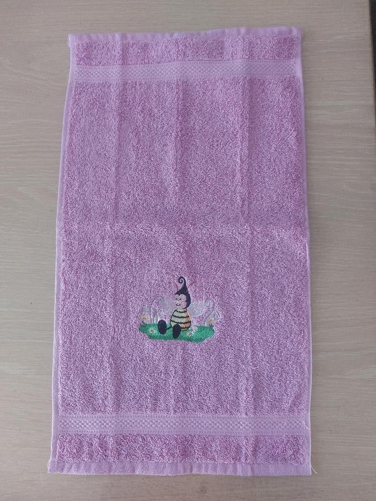 Serviette d'invité rose foncé avec abeille brodée (n1), Enlèvement ou Envoi, Neuf, Rose, Serviette invité
