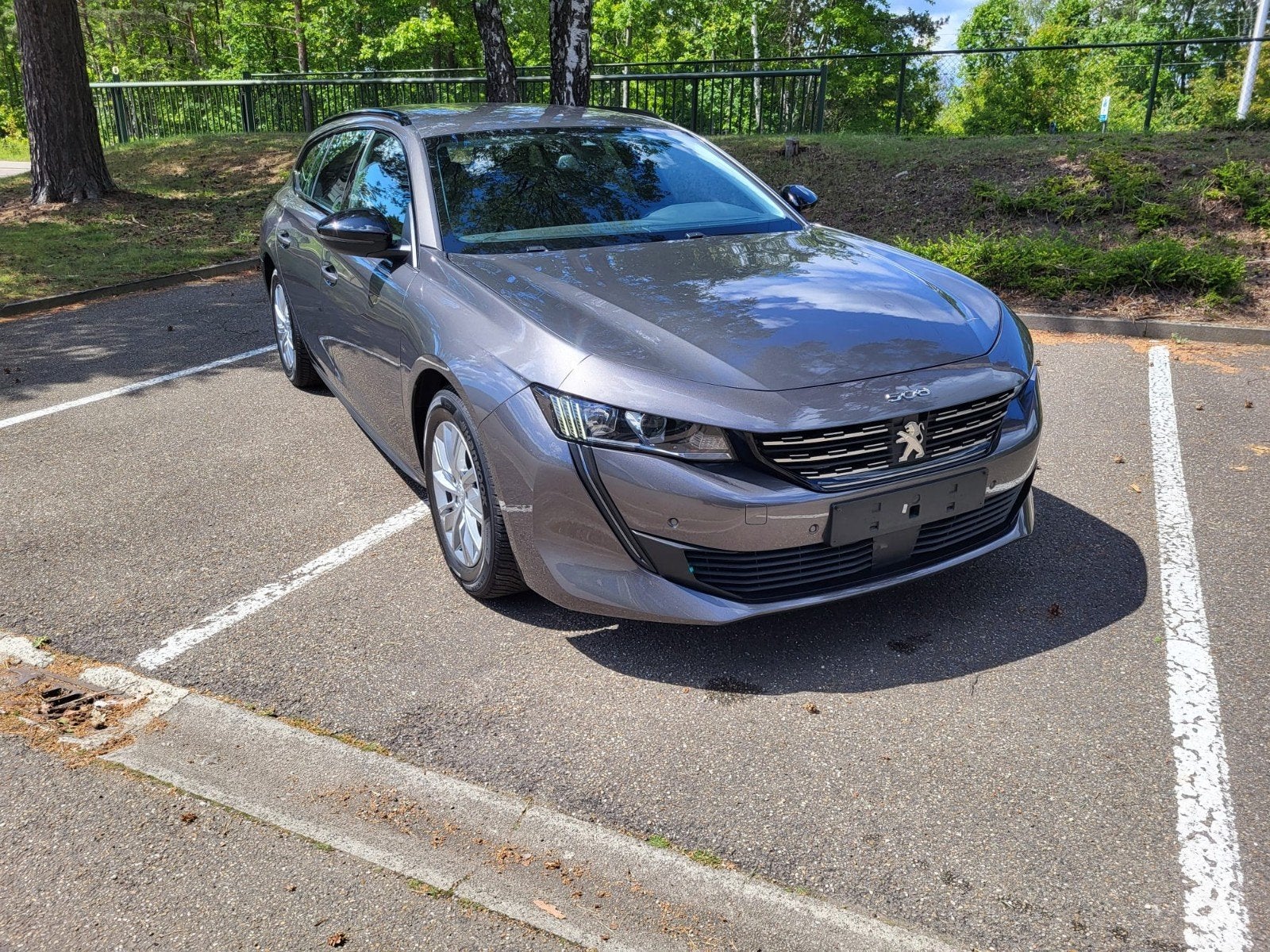 Peugeot 508 sw 1.2 benzine/automaat, Autos, Achat, Entreprise, Entretenue par le concessionnaire, Noir
