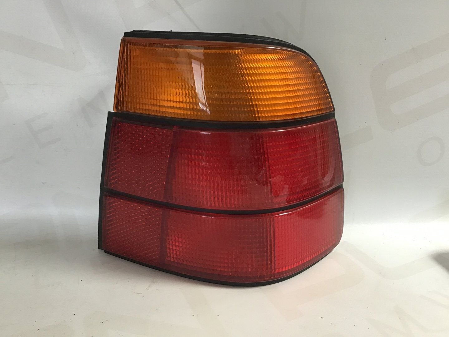 Achterlicht rechts BMW E34 Touring 83515580, Autos : Pièces & Accessoires, -, Utilisé, -, Enlèvement ou Envoi