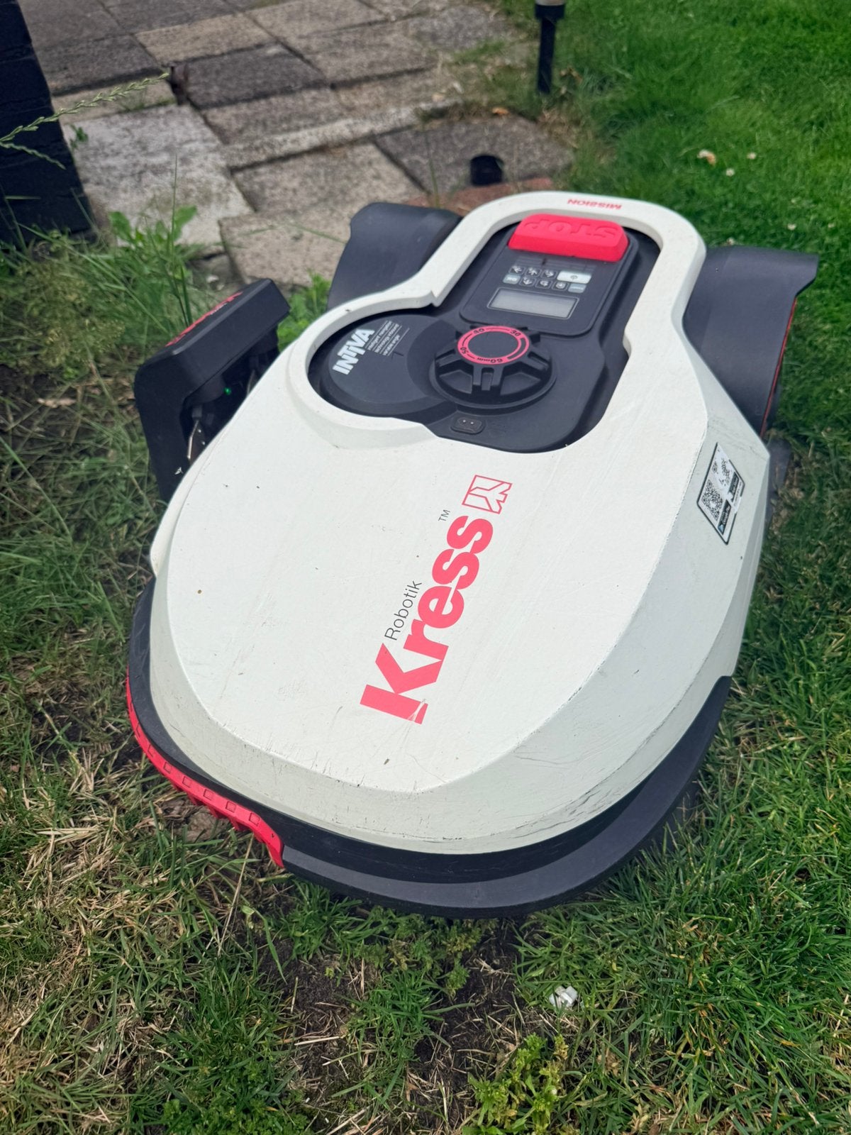Kress robotmaaier, Tuin en Terras, Robotmaaiers, Ophalen, Zo goed als nieuw
