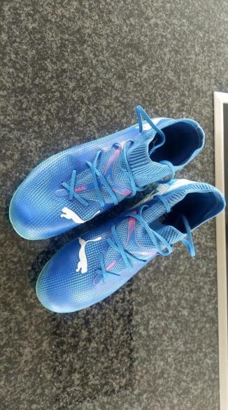 Voetbalschoenen Puma 36, Sport en Fitness, Voetbal, Ophalen of Verzenden, Zo goed als nieuw, Schoenen