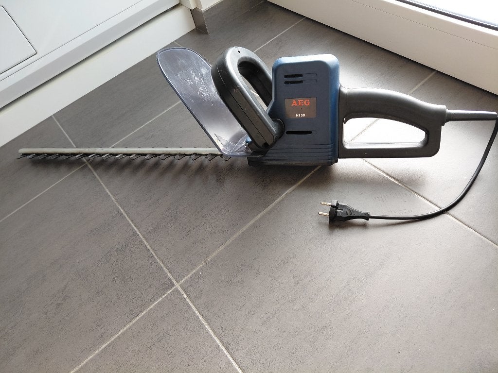 Heggenschaar AEG HS 50, Tuin en Terras, Ophalen, Gebruikt, Elektrisch, AEG