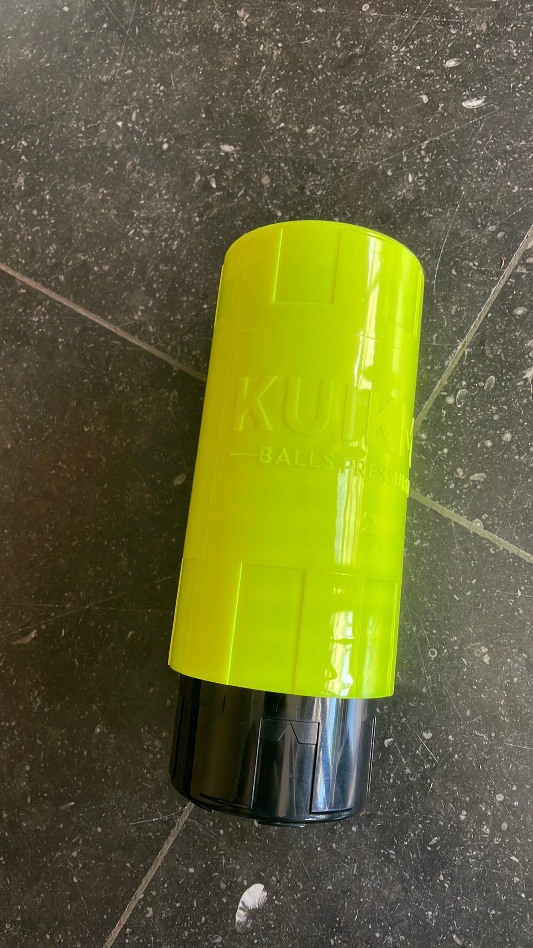 Kuikma Padel & Tennis Ball Pressurizer, Sport en Fitness, Ophalen, Zo goed als nieuw