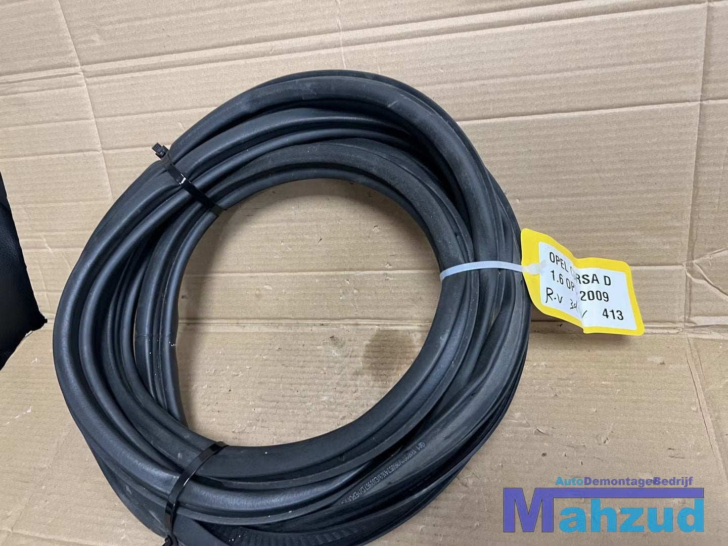 OPEL CORSA D Rechts deur rubber 3 deurs 2006-2015, Opel Automobile GmbH, Opel, Bahnhofsplatz 1
65423  Russelsheim am Main, DE