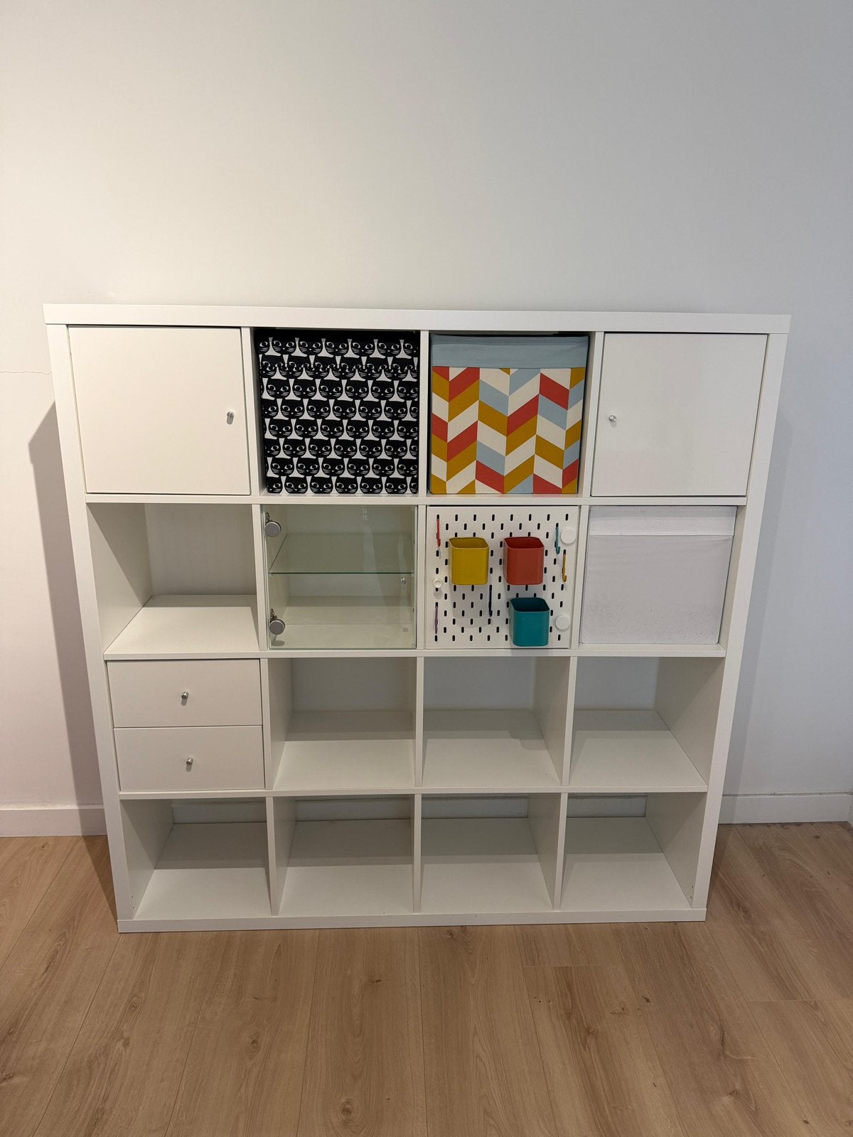 Kast ikea Kallax 4x4 vakken, Ophalen, Zo goed als nieuw