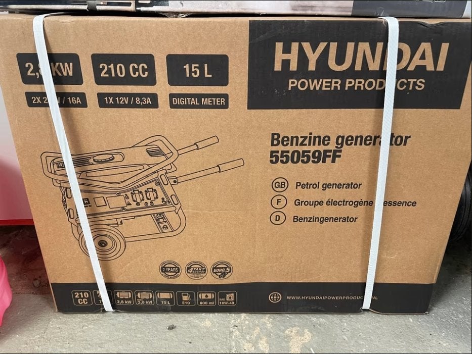 Hyundai generator benzine  / NIEUW !, Doe-het-zelf en Bouw, Ophalen of Verzenden, Nieuw, Benzine