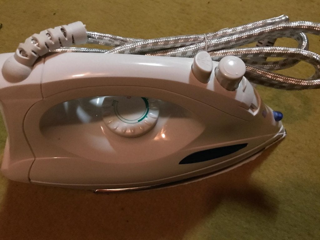 Stoomstrijkijzer, Elektronische apparatuur, Ophalen of Verzenden, Nieuw, Strijkijzer met snoer