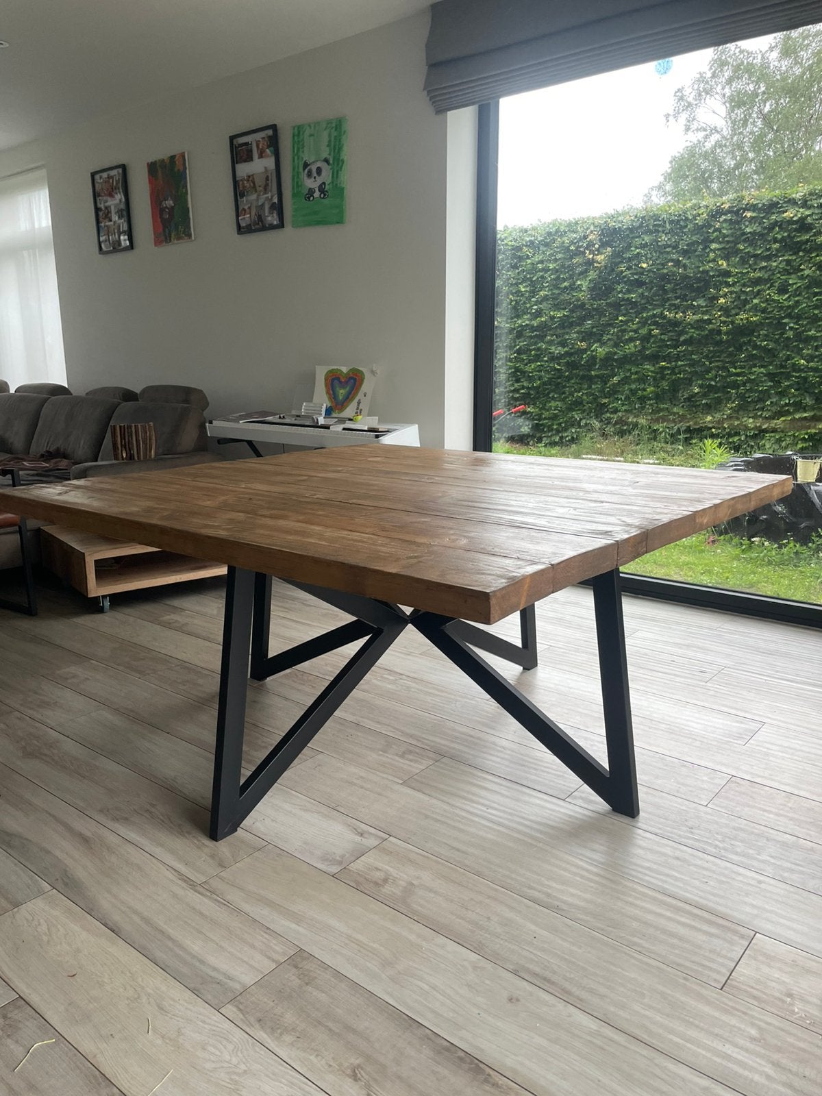 Vierkante houten tafel, Huis en Inrichting, Tafels | Eettafels, Ophalen, Zo goed als nieuw