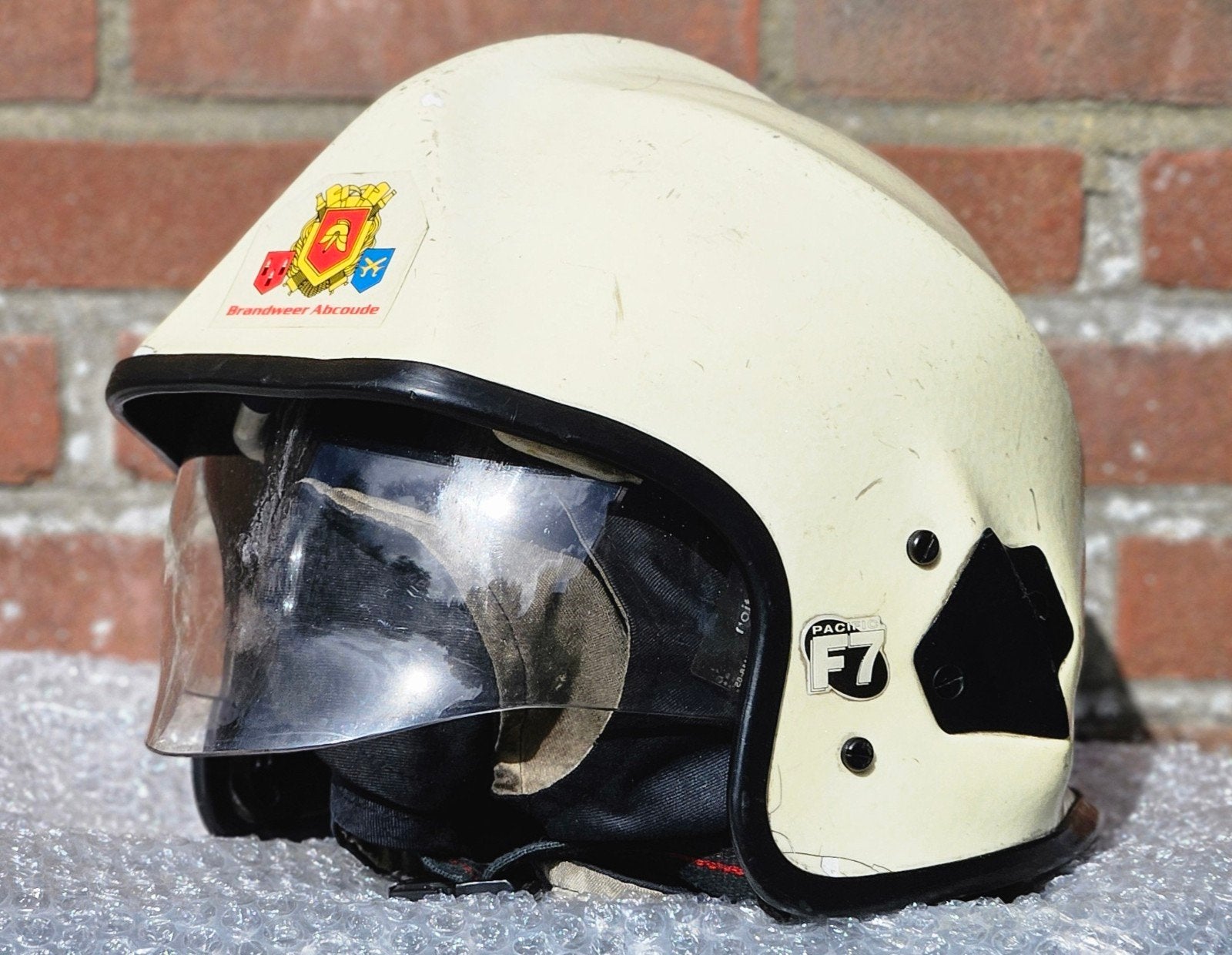 Casque de sapeurs-pompiers néerlandais Pacafic F7 casque pom, Collections, Enlèvement ou Envoi