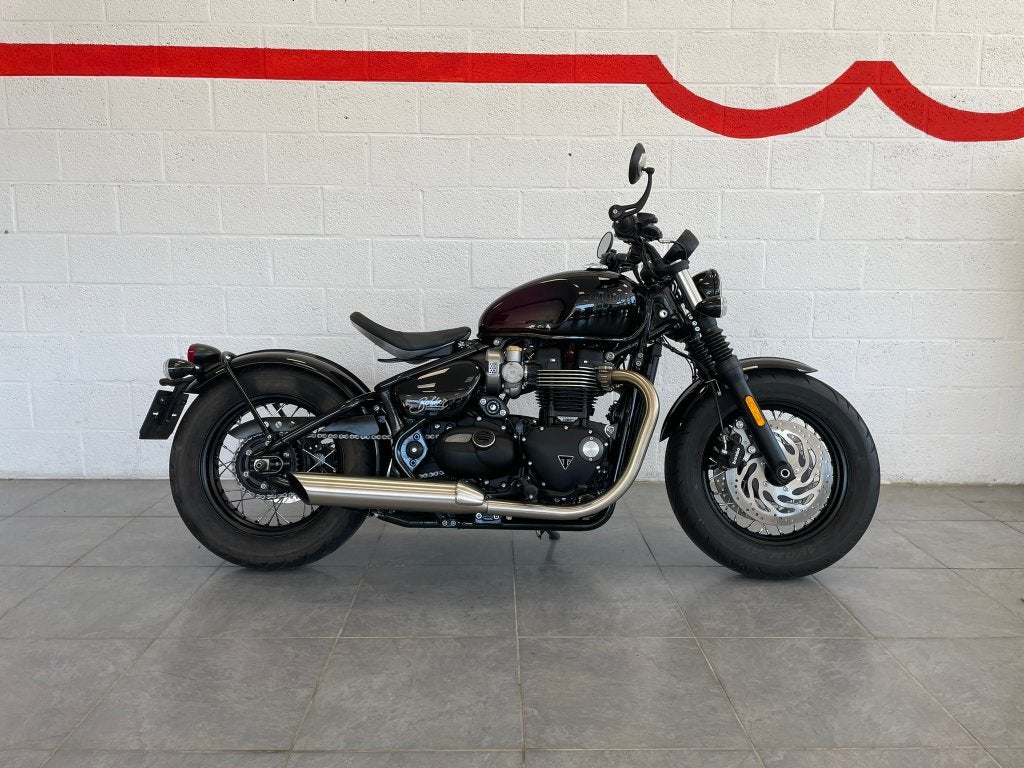 Triumph Bobber 1200 Purple Edition *2025*, Entreprise, Neuf, ABS, 1200 cm³