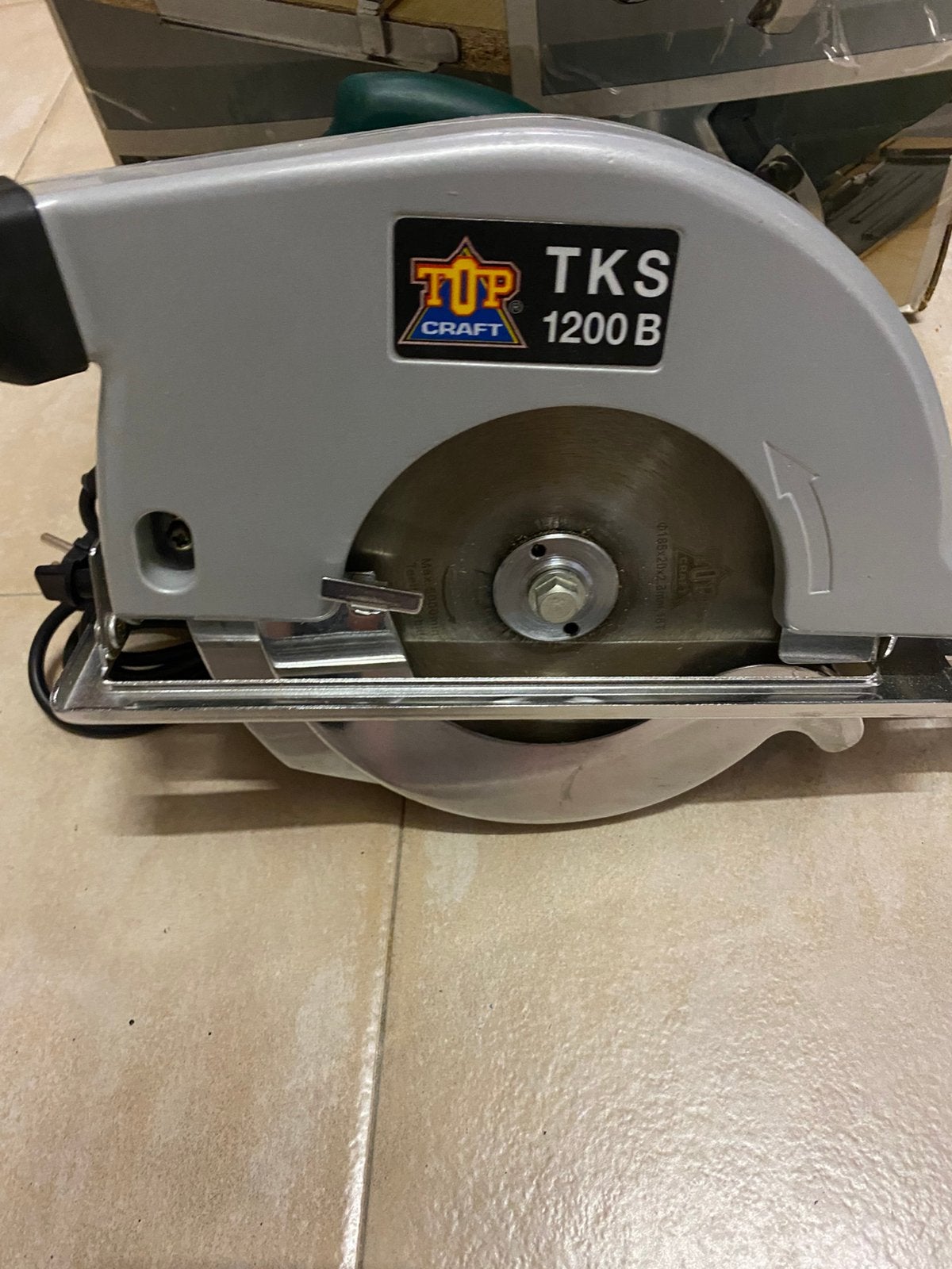 Nieuwe cirkelzaag / cirkelzaagmachine, Ophalen of Verzenden, Zo goed als nieuw, Cirkelzaag
